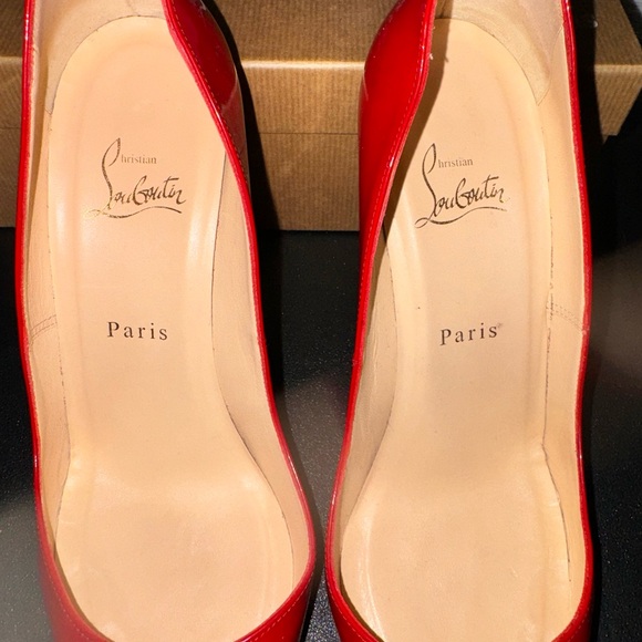 Christian Louboutin Decoltissimo 100 Patent 40 - Picture 2 of 8